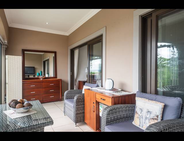 3 BEDROOM HOUSE FOR SALE IN UMHLALI GOLF ESTATE